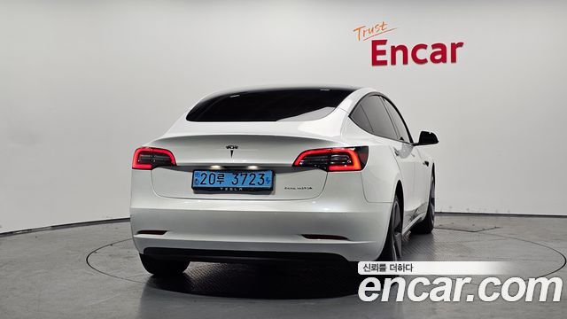 Tesla Model 3 Long Range AWD - фото 3