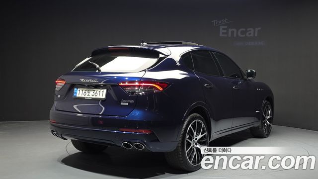 Maserati Levante 3.0 AWD GranLusso - фото 1