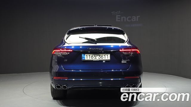 Maserati Levante 3.0 AWD GranLusso - фото 3