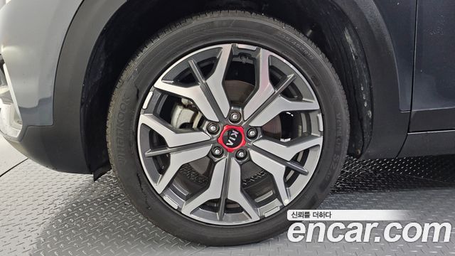 Kia Seltos Gasoline 1.6 Turbo 4WD Signature - фото 4