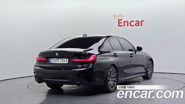 BMW 3-Series G20 320i M Sport - фото 1
