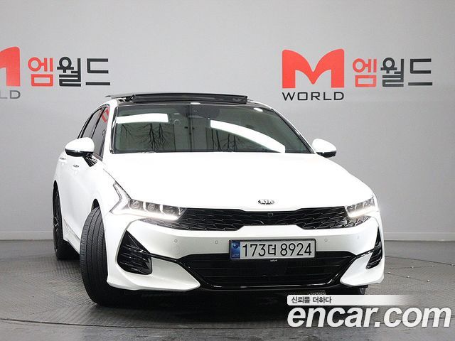 Kia K5 3-го поколения 1.6 Turbo Signature - фото 1