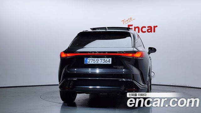 Lexus RX 5-го поколения F-Sport - фото 3