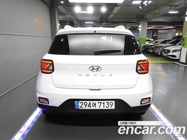 Hyundai Venue 1.6 Flux - фото 2