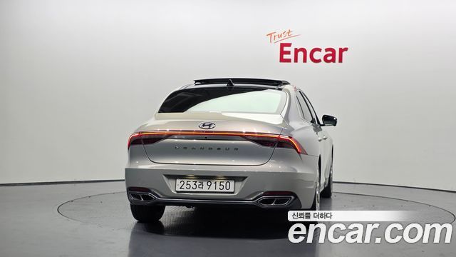 Hyundai Grandeur Новый IG 2.5 Calligraphy - фото 3