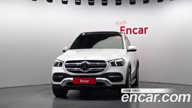 Mercedes-Benz GLE-Class W167 GLE300d 4MATIC - фото 2