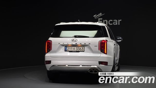 Hyundai Palisade Diesel 2.2 4WD Calligraphy - фото 3