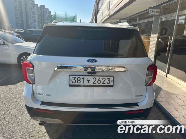 Ford Explorer 6-го поколения 2.3 LimIted 4WD - фото 2