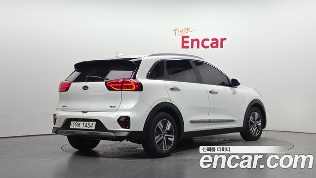 Kia Niro Новый 1.6 HEV Noblesse - фото 1