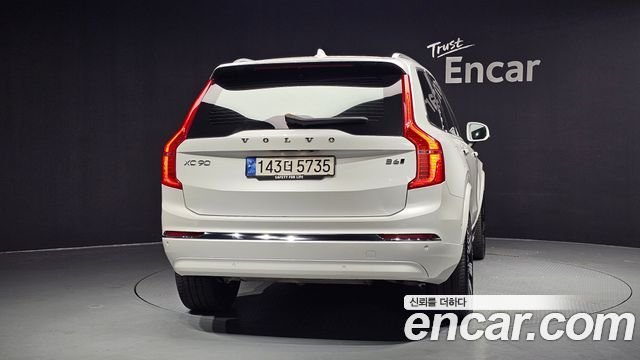 Volvo XC90 2-го поколения B6 Ultimate Bright - фото 3