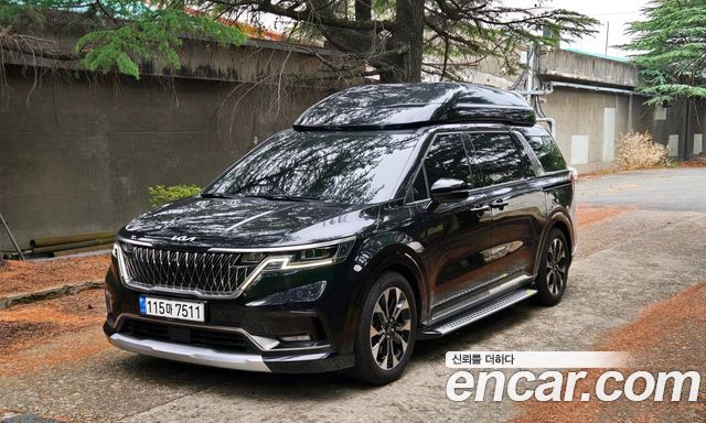 Kia Carnival 4-го поколения Gasoline 4-Seater Hi-Limousine Signature - фото 0