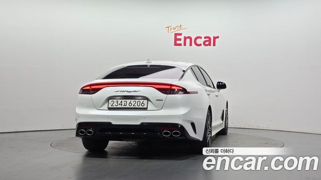 Kia Stinger 2.5 AWD Platinum - фото 3