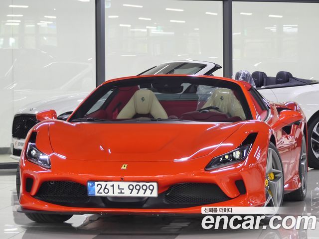 Ferrari F8 3.9 V8 - фото 0