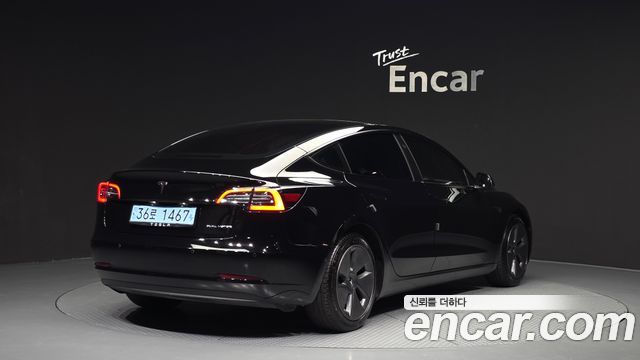 Tesla Model 3 Long Range AWD - фото 1