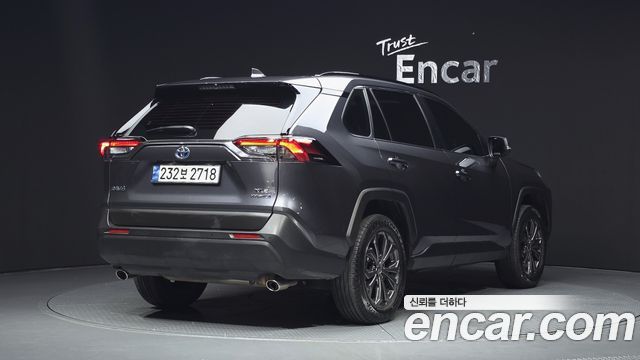 Toyota RAV4 5-го поколения 2.5 2WD Hybrid - фото 1