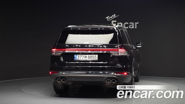 Lincoln Aviator 2-го поколения 3.0 Reserve AWD - фото 3