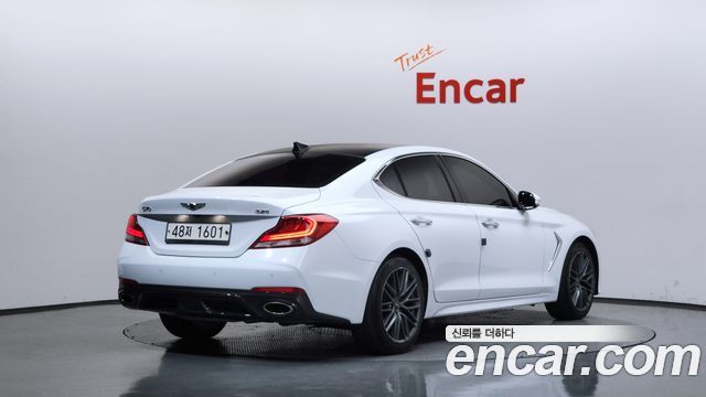 Genesis G70 2.2D Supreme - фото 1