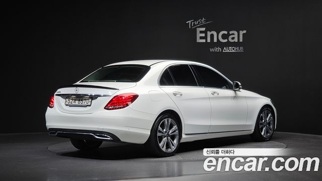 Mercedes-Benz C-Class W205 C220 d Avantgarde - фото 1