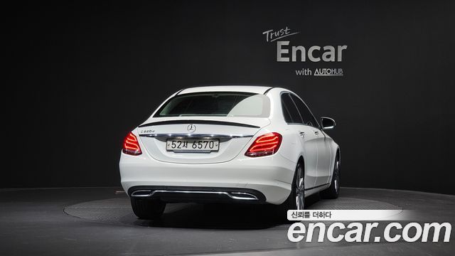 Mercedes-Benz C-Class W205 C220 d Avantgarde - фото 3