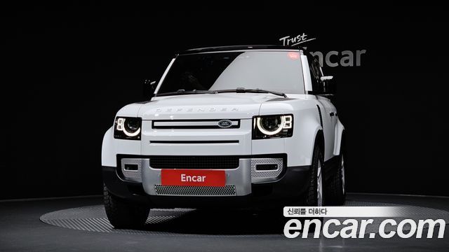 Land Rover Defender L663 110 D240 SE - фото 2