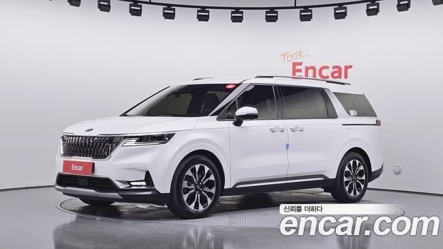 Kia Carnival 4-го поколения 9-Seater Noblesse - фото 0