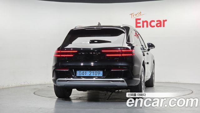 Genesis GV70 e-AWD - фото 2