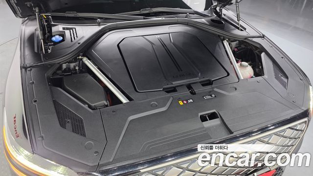 Genesis GV70 e-AWD - фото 4