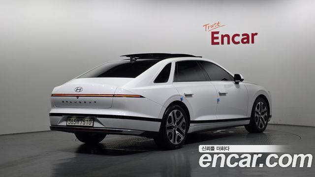 Hyundai Grandeur GN7 2,5 Gasoline 2WD Exclusive - фото 1