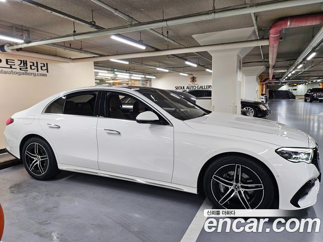 Mercedes-Benz E-Class W214 E300 4MATIC AMG Line - фото 3