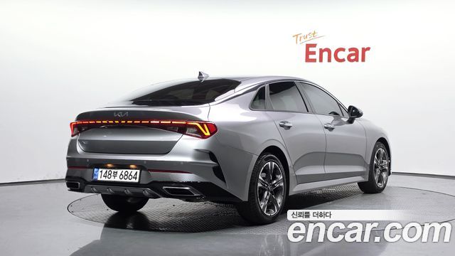 Kia K5 3-го поколения 2.0 Prestige - фото 0