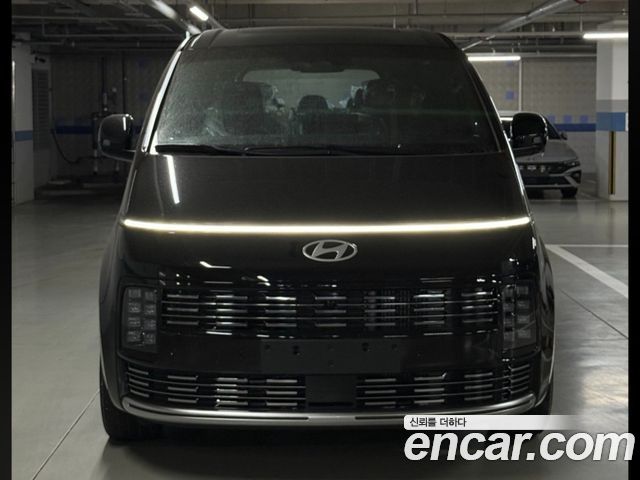 Hyundai Staria Новый L3.5 Lounge 7-Seater Mobility - фото 0