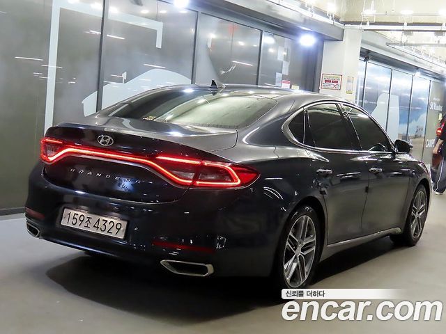 Hyundai Grandeur IG 2.4 Exclusive Special - фото 1