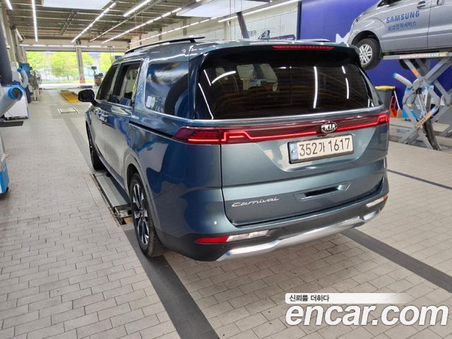 Kia Carnival 4-го поколения 9-Seater Signature - фото 3