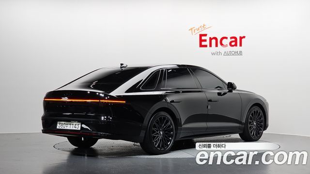 Hyundai Grandeur GN7, гибрид Calligraphy - фото 1