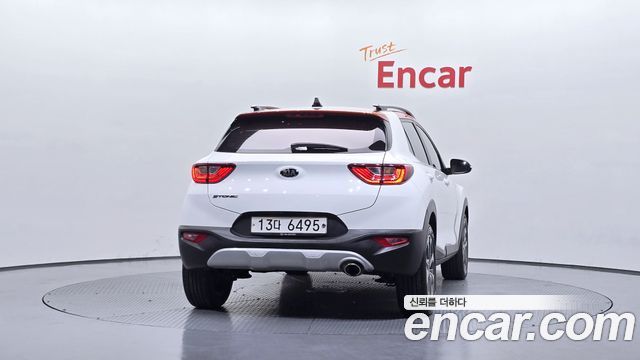 Kia Stonic Diesel 1.6 Prestige - фото 3