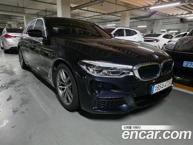 BMW 5-Series G30 520d M Sport Package Plus - фото 1