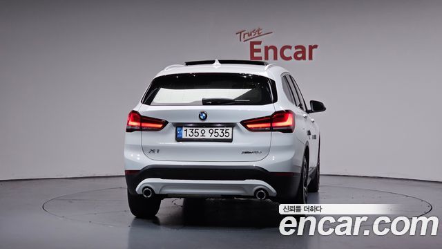 BMW X1 F48 xDrive 18d Advantage - фото 3