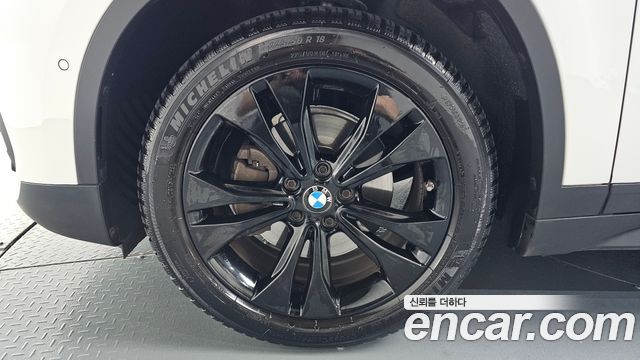 BMW X1 F48 xDrive 18d Advantage - фото 4