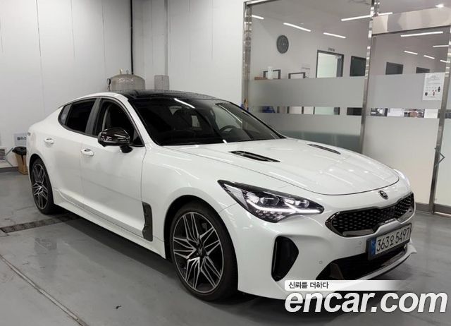 Kia Stinger 2.5 AWD Masters - фото 1