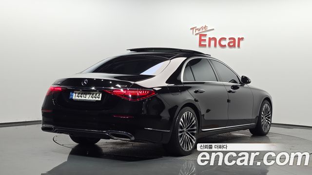 Mercedes-Benz S-Class W223 S450L 4MATIC - фото 1