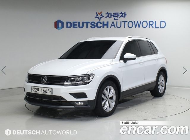 Volkswagen Tiguan 2-го поколения 2.0 TDI Premium - фото 0