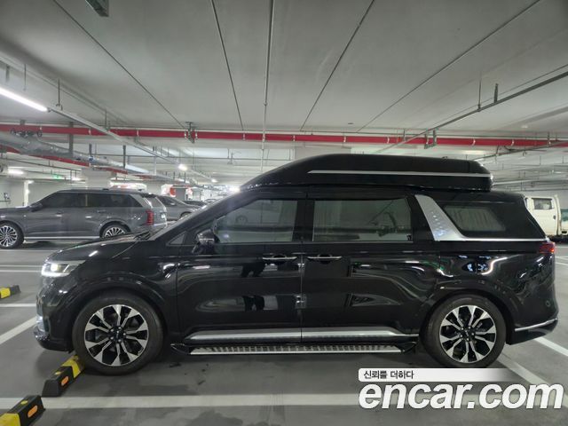 Kia Carnival 4-го поколения Gasoline 7-Seater Hi-Limousine Signature - фото 2