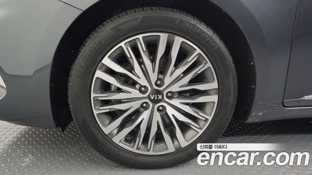 Kia K7 Premier 3.0 LPI Prestige - фото 3