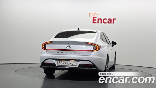Hyundai Sonata DN8 2.0 Premium Family - фото 3