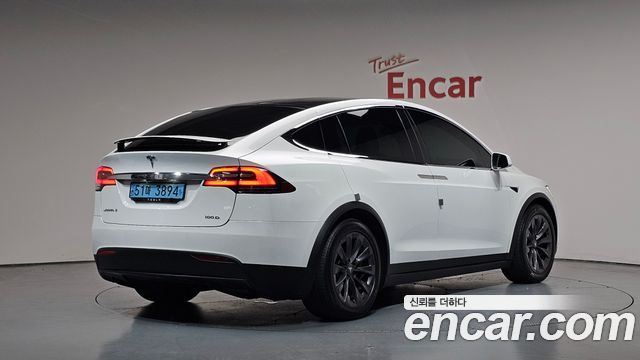 Tesla Model X 100D - фото 1