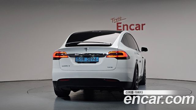 Tesla Model X 100D - фото 3