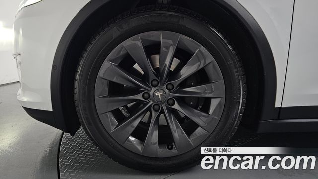 Tesla Model X 100D - фото 4