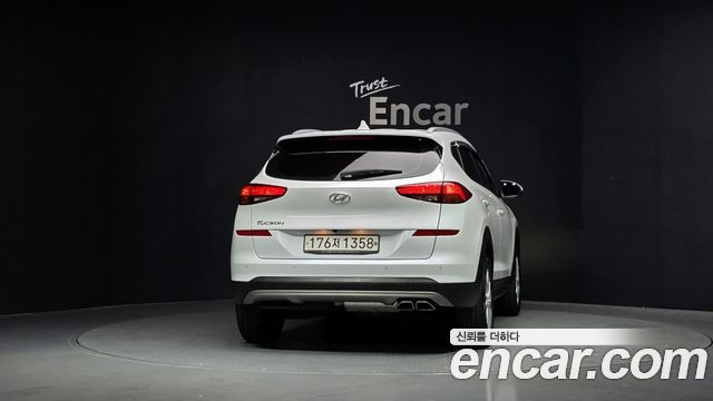 Hyundai Tucson Совершенно новый Diesel 2.0 2WD Modern - фото 3