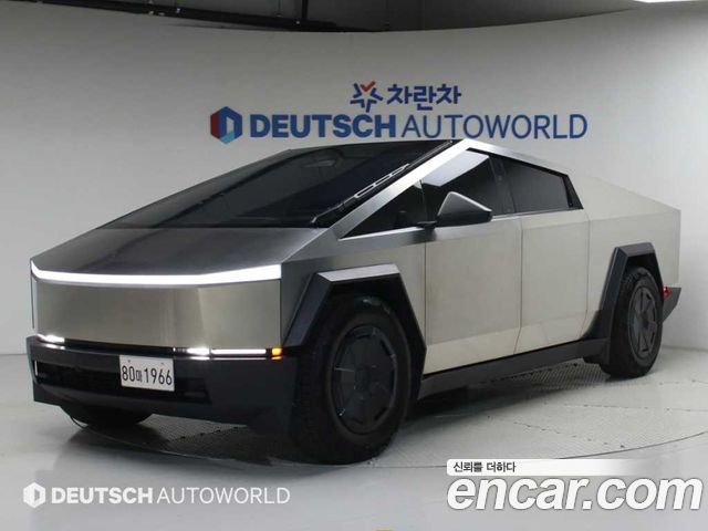 Tesla Cybertruck AWD - фото 0