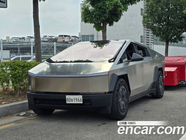 Tesla Cybertruck AWD - фото 1